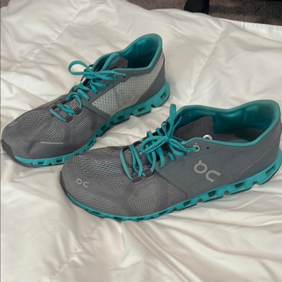 On Running Shoes - ON Running Gray and Teal Athletic Shoes